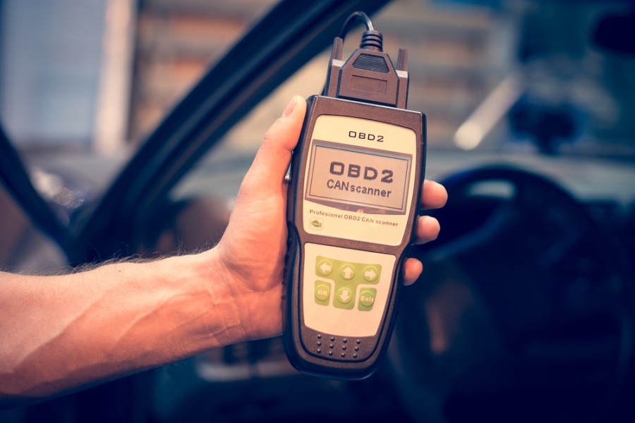 Comment diagnostiquer les problèmes de voiture à l'aide d'un système OBD ?